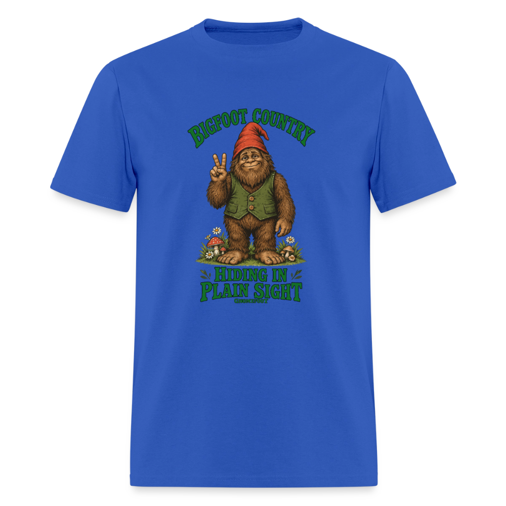Bigfoot Country Hiding in Plain Sight Gnomefoot Men's T-Shirt - royal blue
