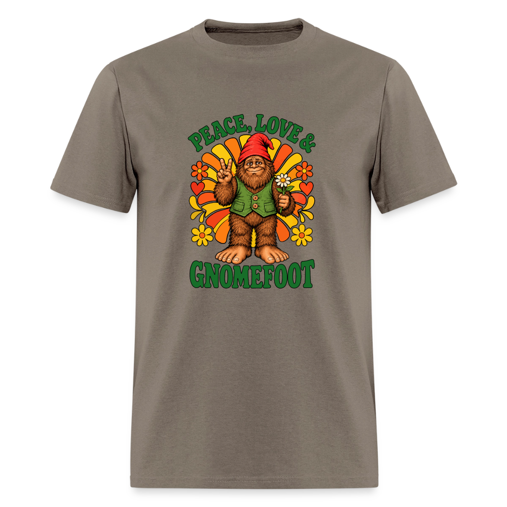 Peace Love and Gnomefoot Men's T-Shirt - safari