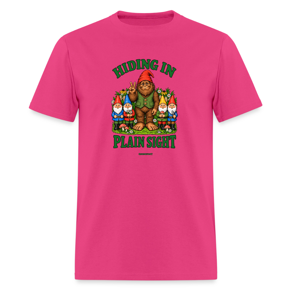 Hiding In Plain Sight Gnomefoot Men's T-Shirt - fuchsia