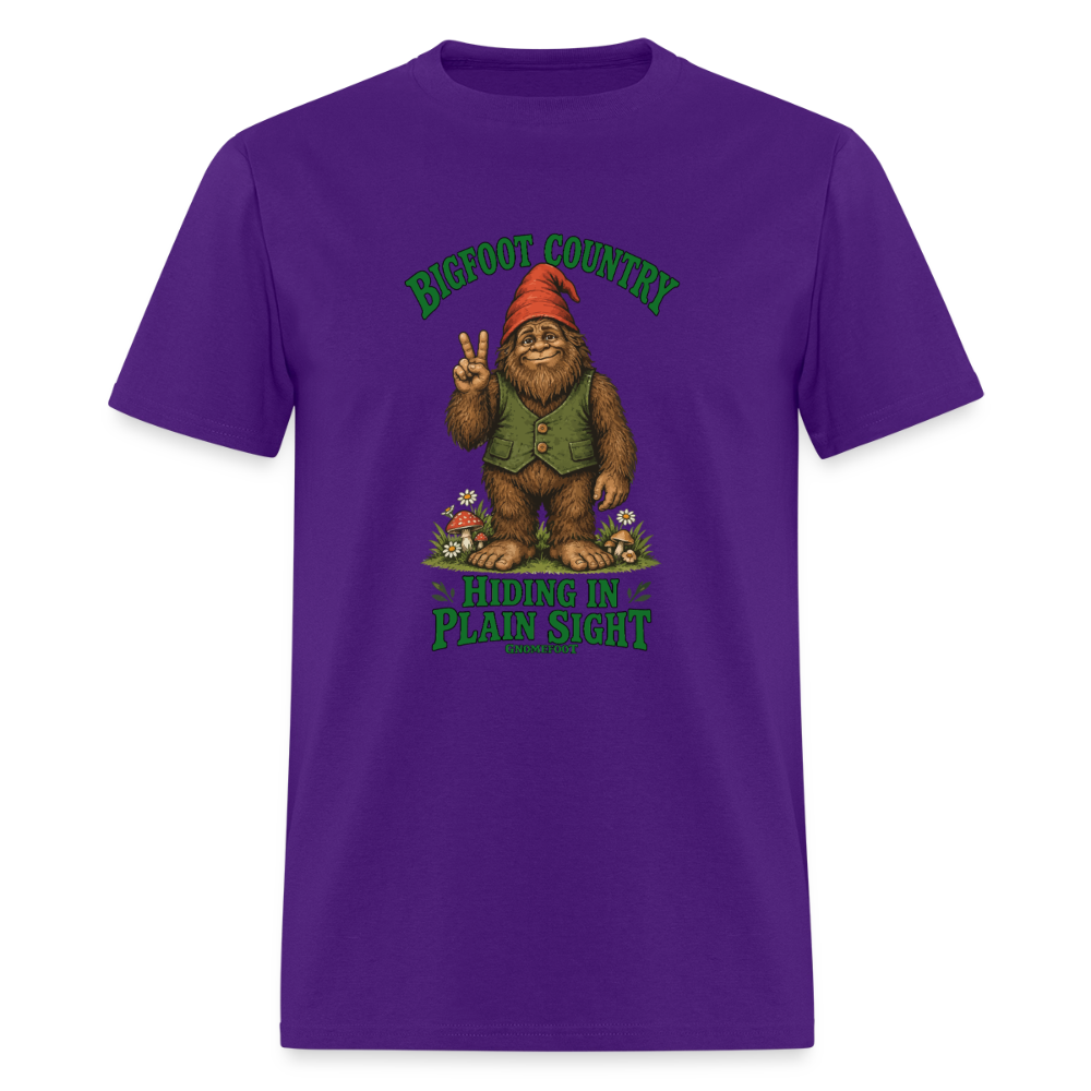 Bigfoot Country Hiding in Plain Sight Gnomefoot Men's T-Shirt - purple